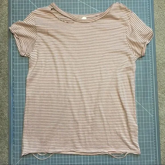 BP. Ripped Top - Picture 7 of 10